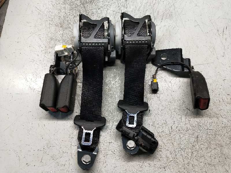 Recambio de juego cinturones trasero para citroen c4 lim. feel edition referencia OEM IAM   5P