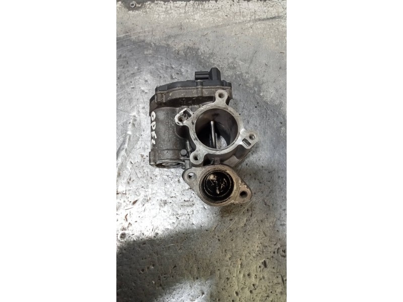 Recambio de valvula egr para opel vivaro furgón/combi (07.2006 =>) combi 2.7t l1h1 referencia OEM IAM H8200987088 A2053217899 82