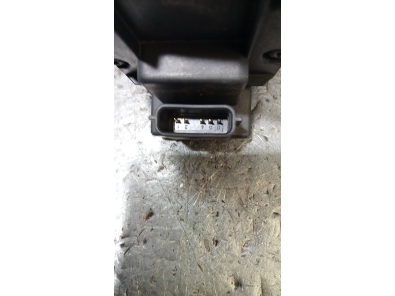 Recambio de valvula egr para opel vivaro furgón/combi (07.2006 =>) combi 2.7t l1h1 referencia OEM IAM H8200987088 A2053217899 82