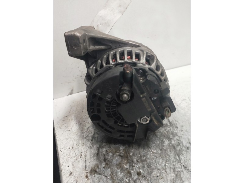 Recambio de alternador para volvo xc70 d5 awd ocean race referencia OEM IAM   