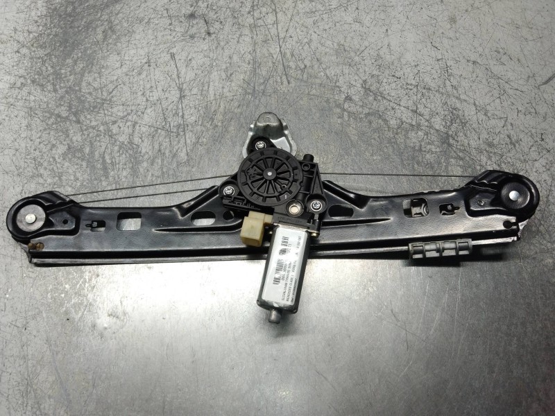 Recambio de elevalunas trasero derecho para mercedes clase c (w203) familiar 2.2 cdi cat referencia OEM IAM 0130822007  5P