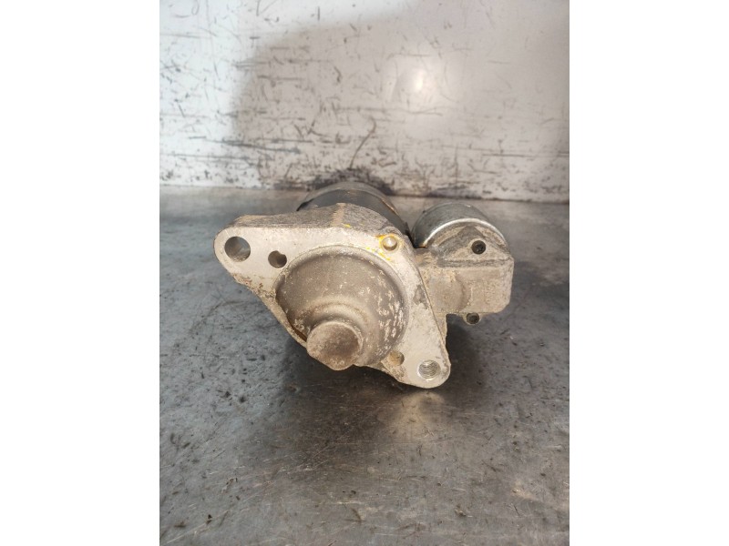 Recambio de motor arranque para dacia sandero ambiance referencia OEM IAM   