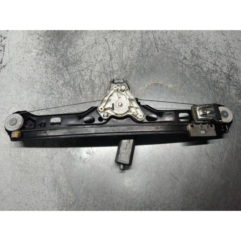 Recambio de elevalunas trasero izquierdo para mercedes clase c (w203) familiar 2.2 cdi cat referencia OEM IAM 0130822008  5P