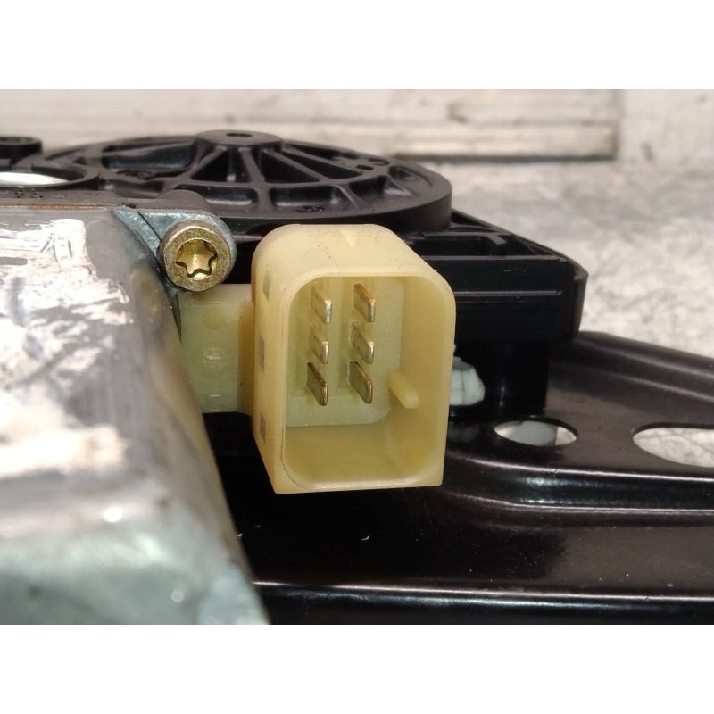 Recambio de elevalunas trasero izquierdo para mercedes clase c (w203) familiar 2.2 cdi cat referencia OEM IAM 0130822008  5P