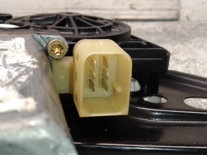 Recambio de elevalunas trasero izquierdo para mercedes clase c (w203) familiar 2.2 cdi cat referencia OEM IAM 0130822008  5P