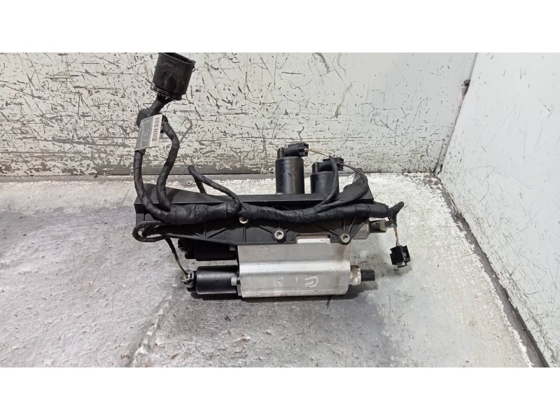 Recambio de bomba suspension para bmw serie 5 berlina (e60) 530d referencia OEM IAM 6760840 VB676084006 