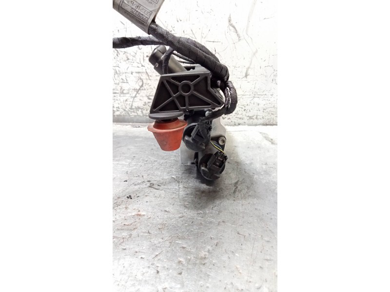 Recambio de bomba suspension para bmw serie 5 berlina (e60) 530d referencia OEM IAM 6760840 VB676084006 