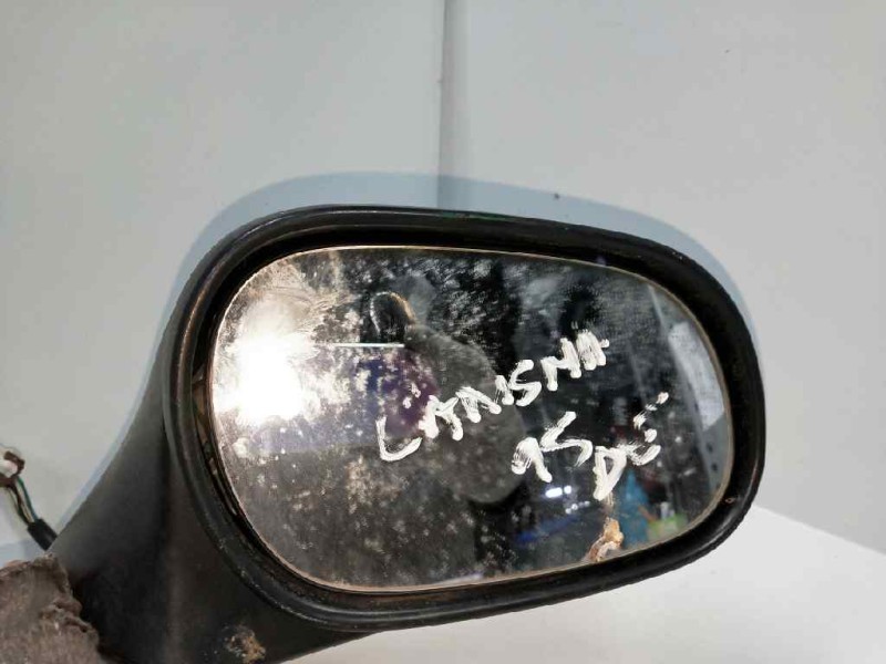 Recambio de retrovisor derecho para mitsubishi carisma berlina 5 (da0)1995) referencia OEM IAM   ELECTRICO