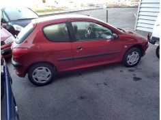 peugeot 206 berlina del año 2001 2
