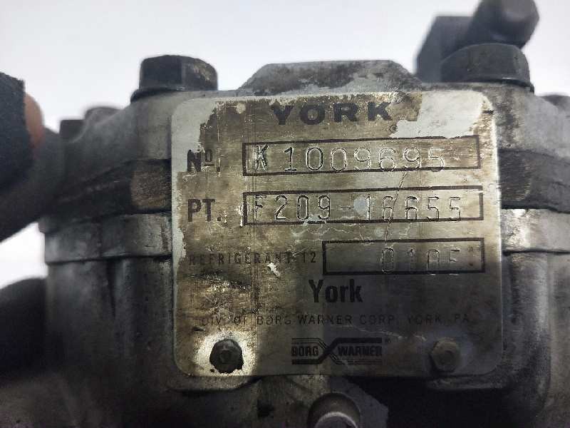 Recambio de compresor aire acondicionado para dodge dart 3.700 referencia OEM IAM K1009695 F20916655  Recambio de compresor aire acondicionado para dodge dart 3.700 referencia OEM IAM K1009695 F20916655