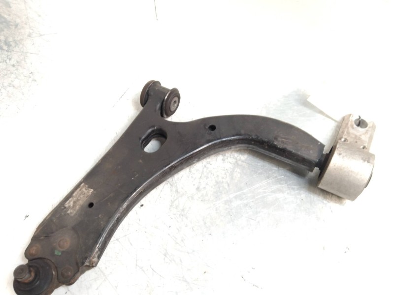 Recambio de brazo suspension inferior delantero izquierdo para ford fiesta (cbk) 1.4 tdci cat referencia OEM IAM   