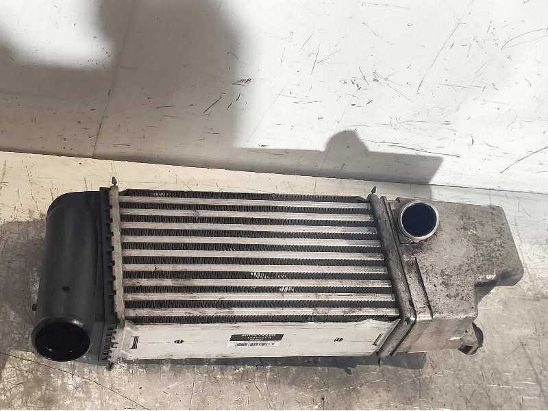 Recambio de intercooler para toyota auris active referencia OEM IAM JD1271005350 0N150 8E8451003 