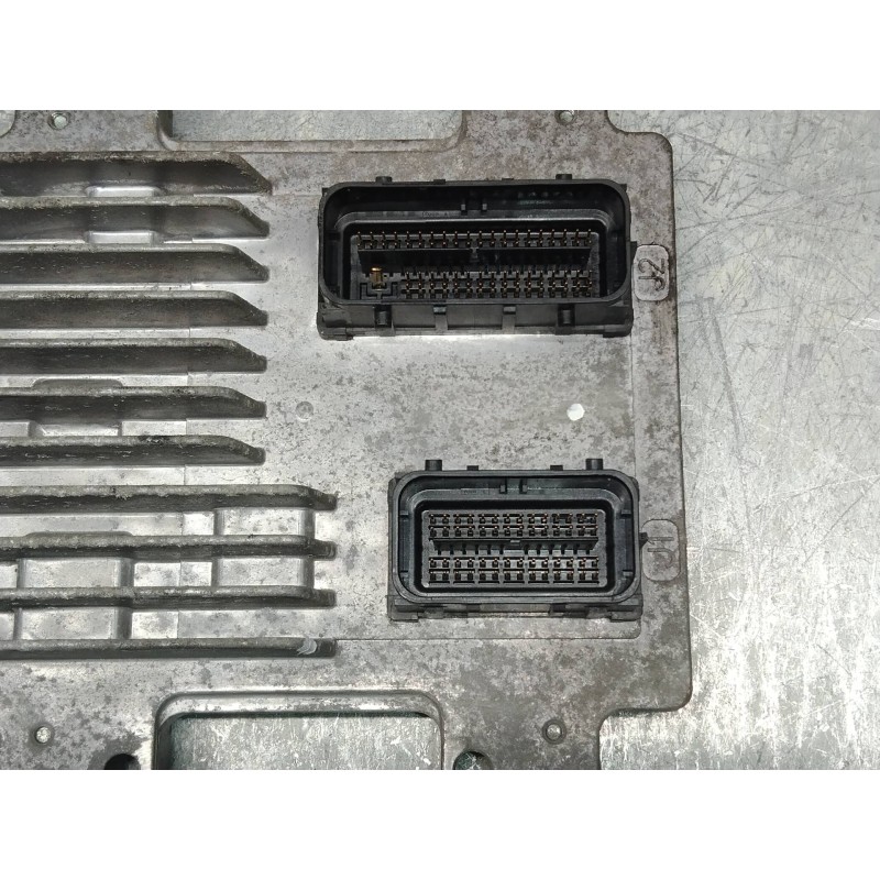 Recambio de centralita motor uce para opel corsa d cmon referencia OEM IAM 55577835 AATY 12636386