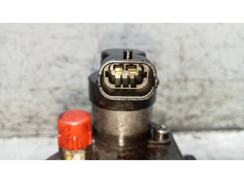 Recambio de bomba inyeccion para chevrolet nubira berlina 2.0 diesel cat referencia OEM IAM 0445010142 96440341 BOSCH