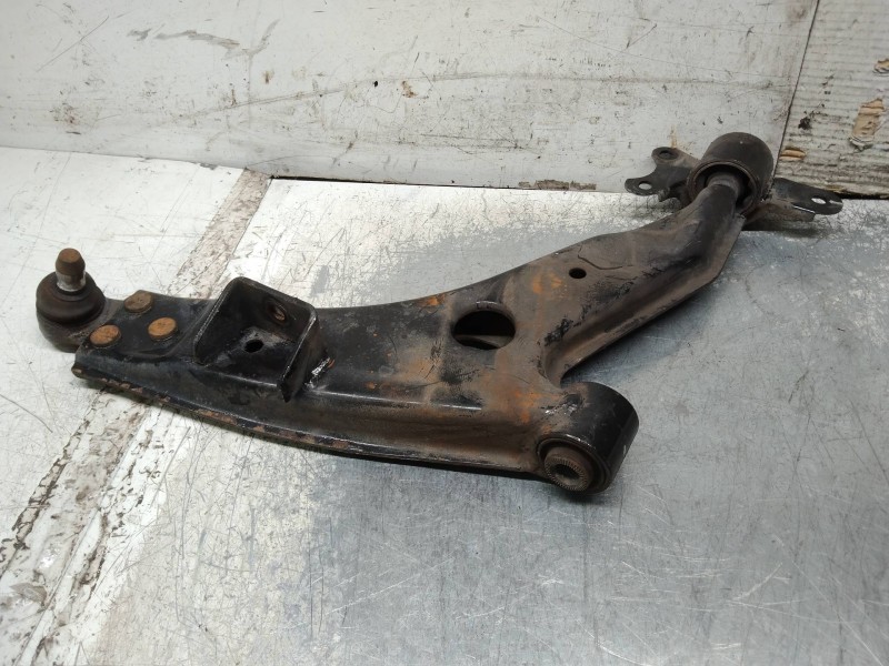 Recambio de brazo suspension inferior delantero derecho para chevrolet evanda cdx referencia OEM IAM   