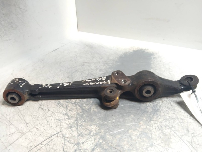 Recambio de brazo suspension inferior delantero derecho para honda accord berlina (cc/ce) 1.8 cat referencia OEM IAM   