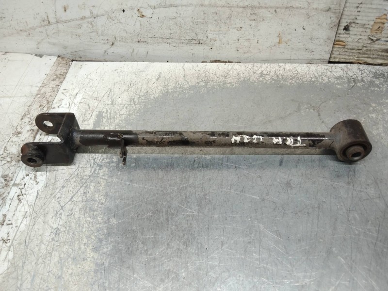 Recambio de brazo suspension superior trasero derecho para chevrolet evanda cdx referencia OEM IAM   