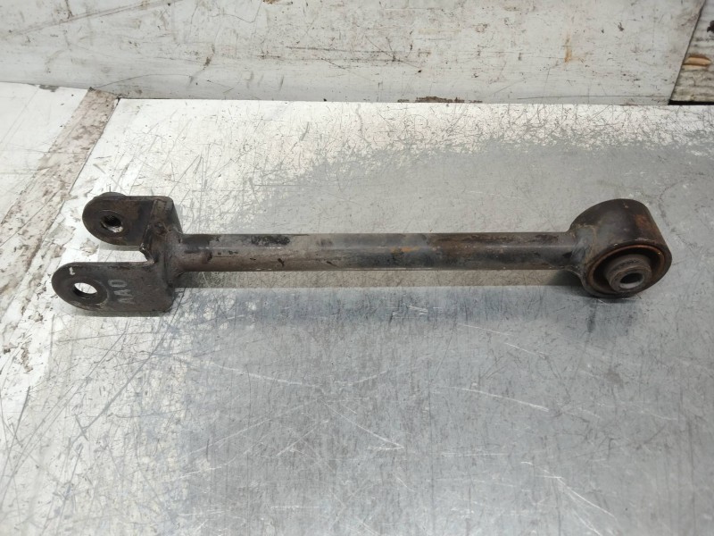 Recambio de brazo suspension superior trasero derecho para chevrolet evanda cdx referencia OEM IAM   