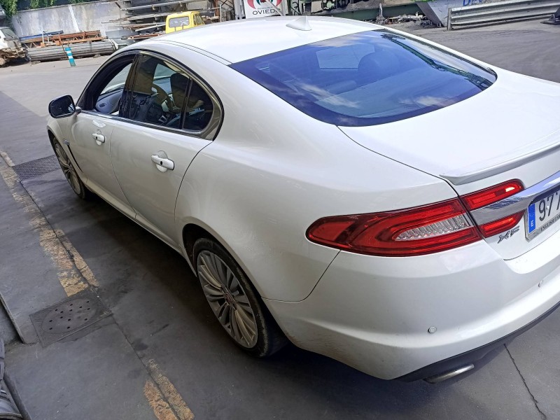 jaguar xf del año 2014