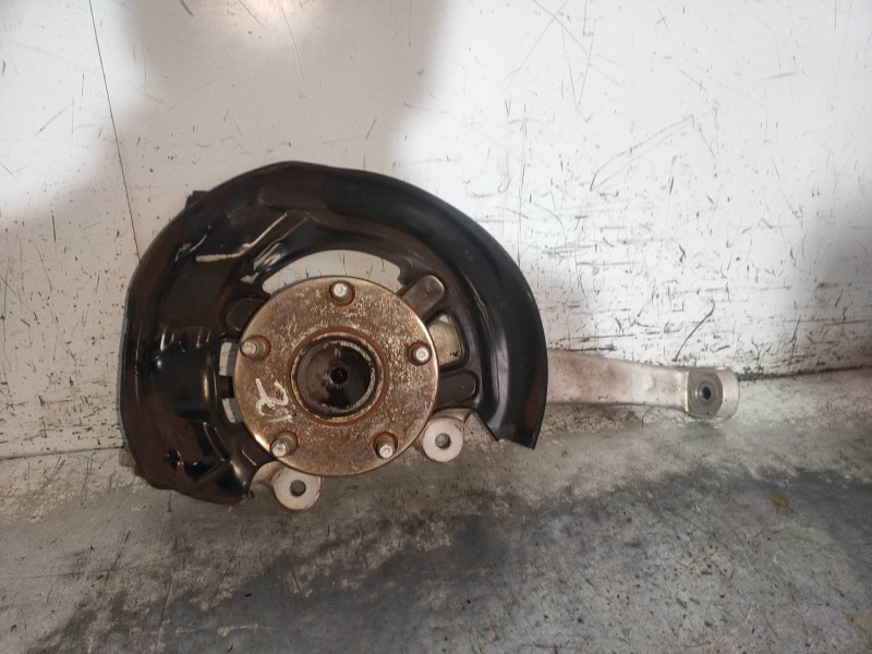 Recambio de mangueta delantera izquierda para lexus is200 (ds2/is2) 220d referencia OEM IAM   