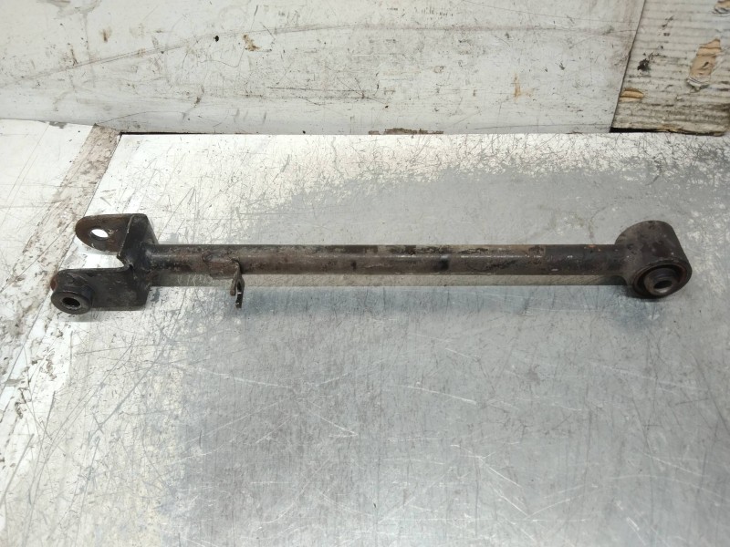 Recambio de brazo suspension superior trasero izquierdo para chevrolet evanda cdx referencia OEM IAM   