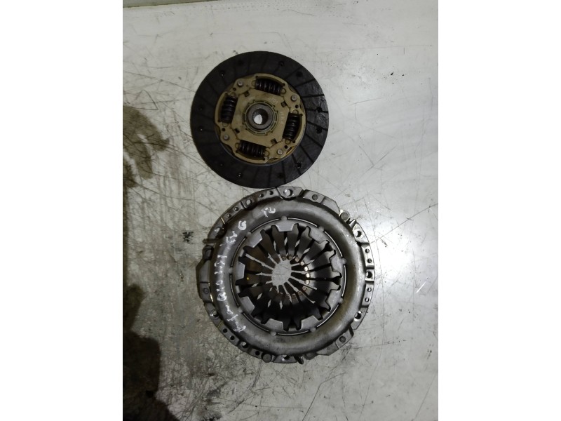 Recambio de kit embrague para kia rio 1.2 cat referencia OEM IAM   