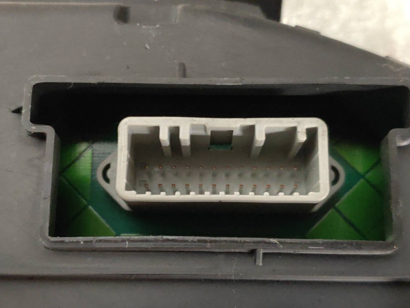 Recambio de cuadro instrumentos para renault clio iii authentique referencia OEM IAM 8201060289B 7DCC042396 