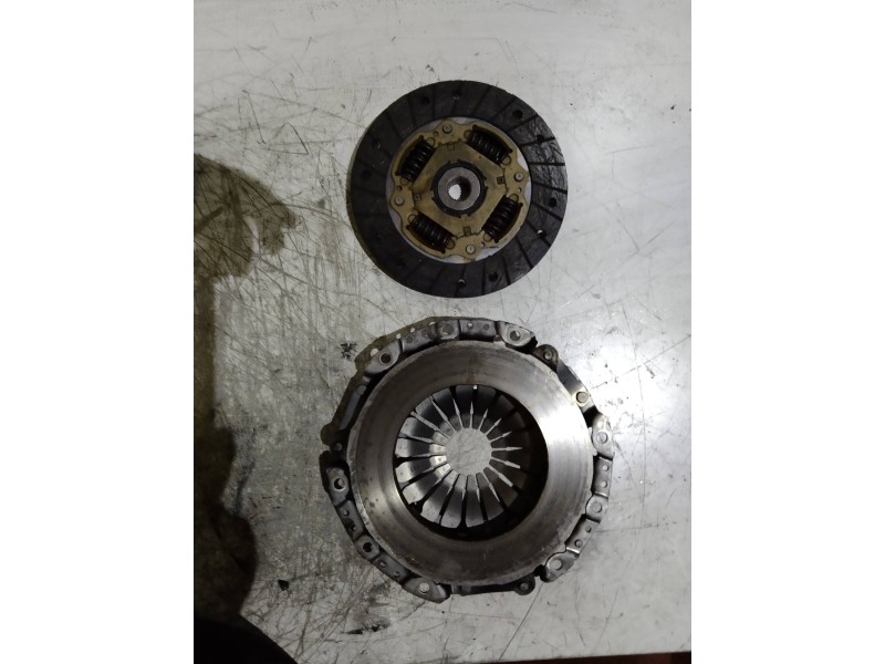 Recambio de kit embrague para kia rio 1.2 cat referencia OEM IAM   