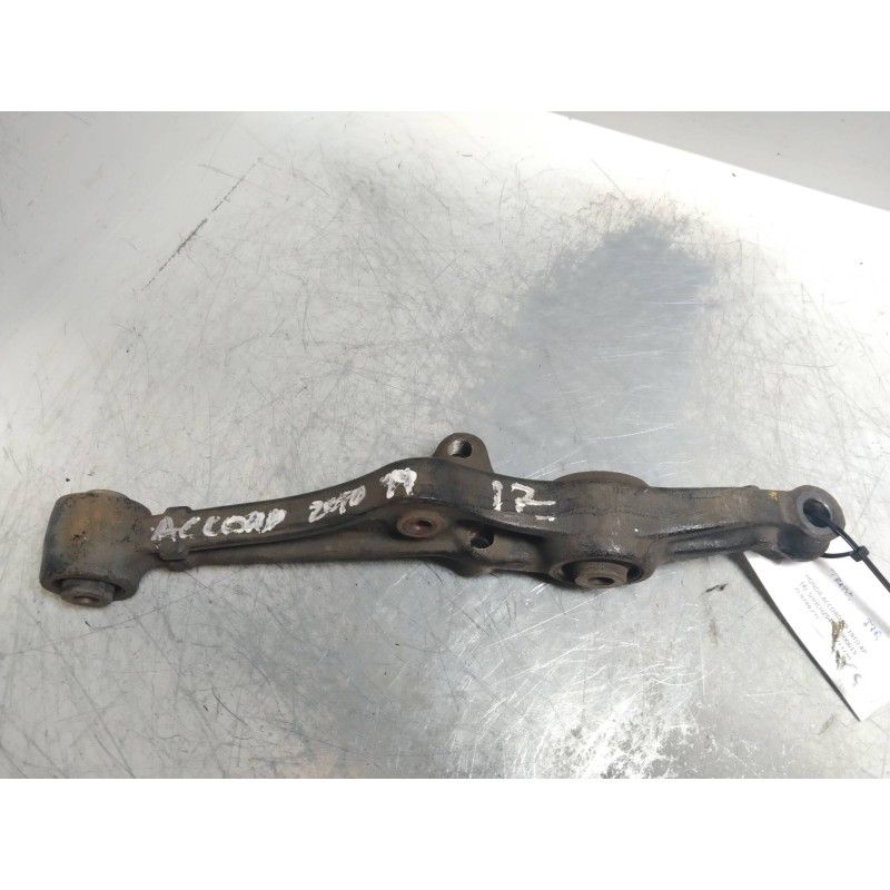Recambio de brazo suspension inferior delantero izquierdo para honda accord berlina (cg7-9/ch1-7) 2.0 td referencia OEM IAM   