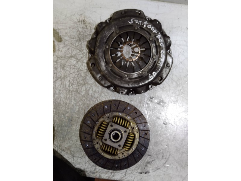 Recambio de kit embrague para santana 300 20hdi referencia OEM IAM   