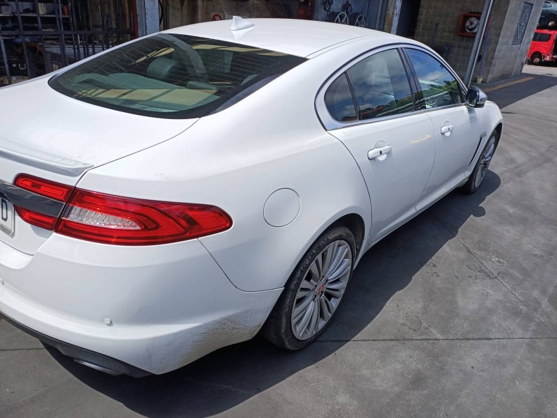 jaguar xf del año 2014