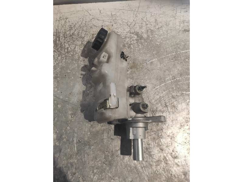 Recambio de bomba freno para toyota auris active referencia OEM IAM 0204Y24235  BOSCH