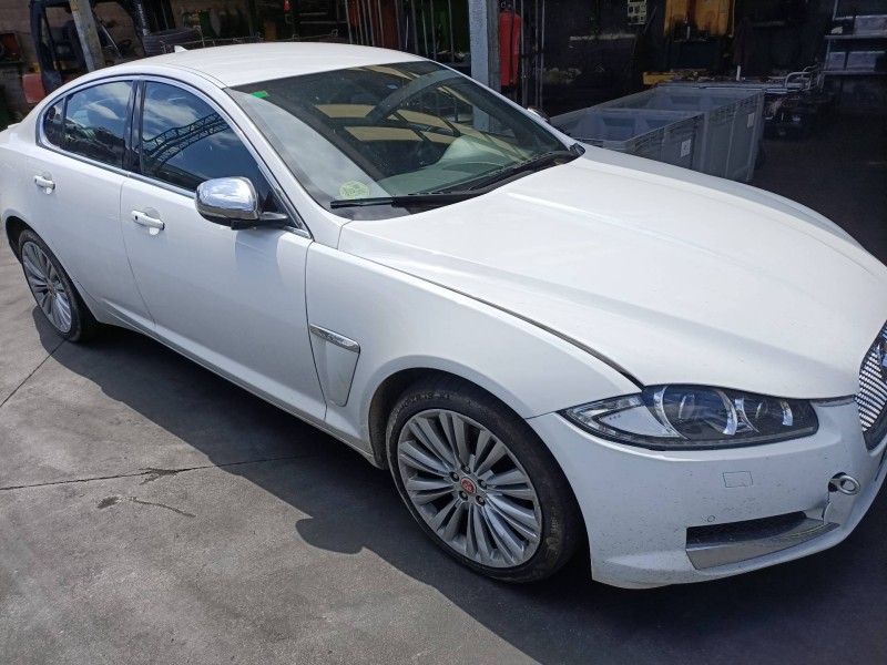 jaguar xf del año 2014