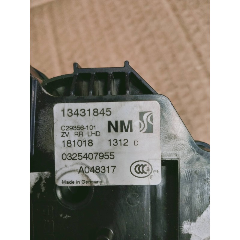 Recambio de motor cierre centralizado trasero derecho para opel corsa e color edition referencia OEM IAM   