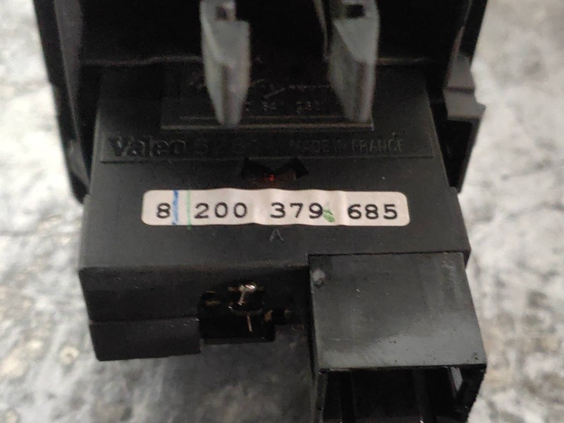 Recambio de mando multifuncion para renault clio iii authentique referencia OEM IAM 8200379685  