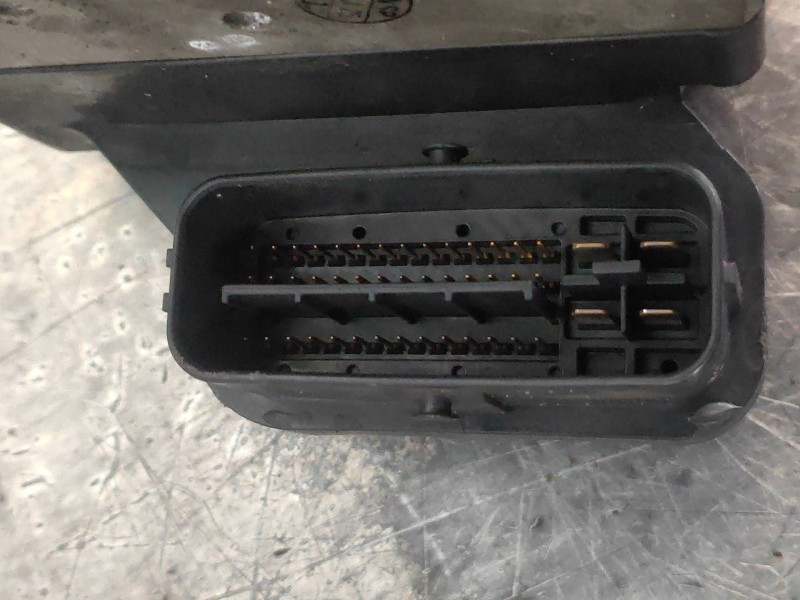 Recambio de abs para lexus is200 (ds2/is2) 220d referencia OEM IAM 4454053100 1338008060 