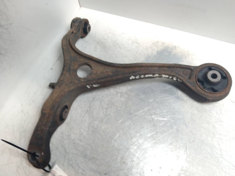 Recambio de brazo suspension inferior delantero izquierdo para honda accord berlina (cl/cn) 2.0 vtec cat referencia OEM IAM   