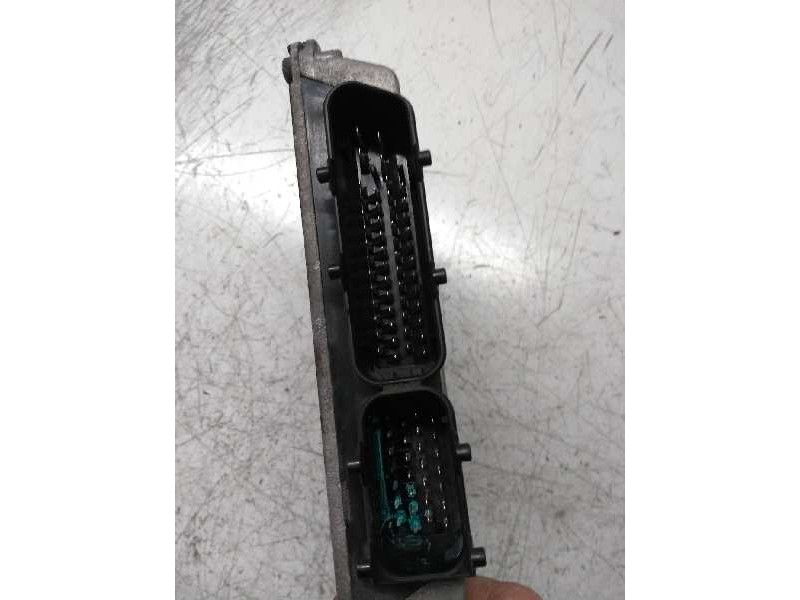 Recambio de centralita motor uce para volkswagen golf iv berlina (1j1) conceptline referencia OEM IAM 06A906019 5WP400007 