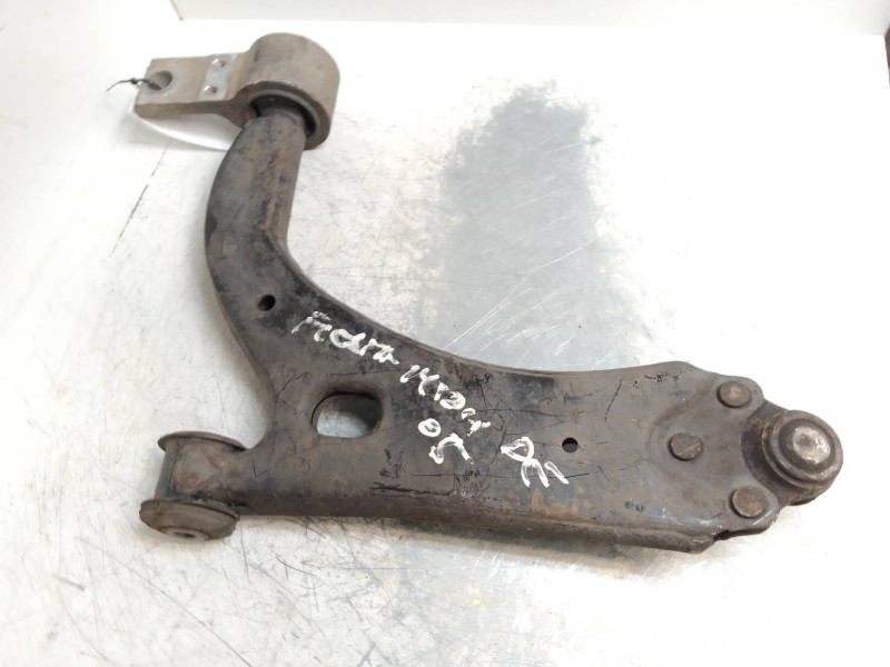 Recambio de brazo suspension inferior delantero derecho para ford fiesta (cbk) fun referencia OEM IAM   