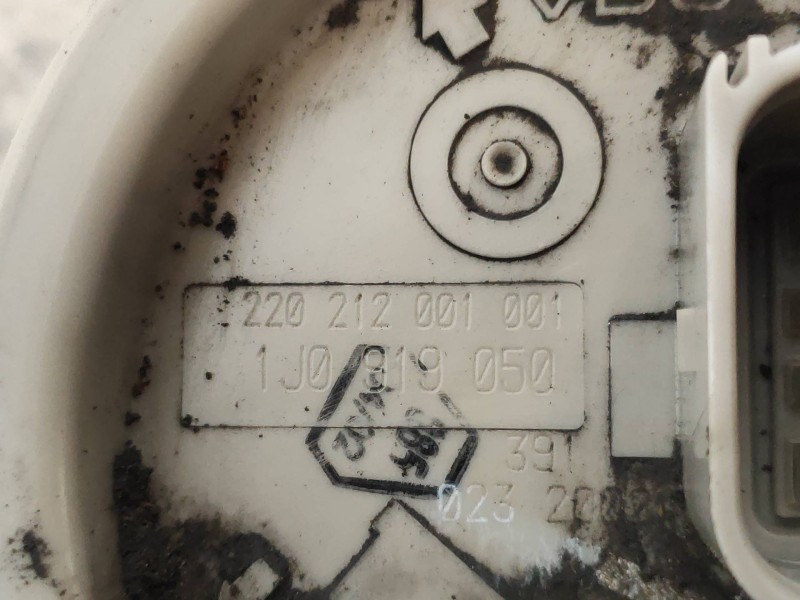 Recambio de bomba combustible para seat toledo (1m2) signo referencia OEM IAM 1J0919050 220212001001 