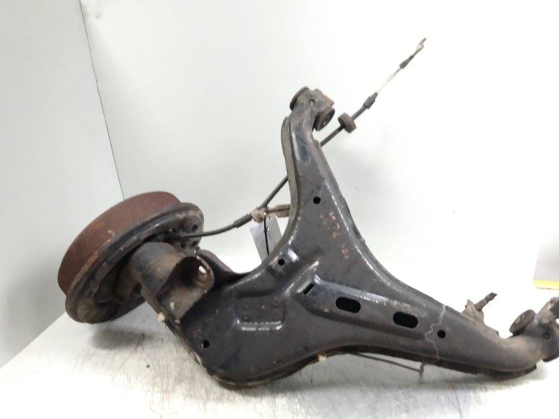 Recambio de mangueta trasera derecha para volkswagen t4 bus (mod. 1991) caravelle referencia OEM IAM   