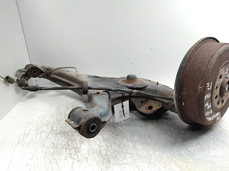 Recambio de mangueta trasera izquierda para volkswagen t4 bus (mod. 1991) caravelle referencia OEM IAM   