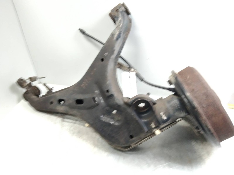 Recambio de mangueta trasera izquierda para volkswagen t4 bus (mod. 1991) caravelle referencia OEM IAM   