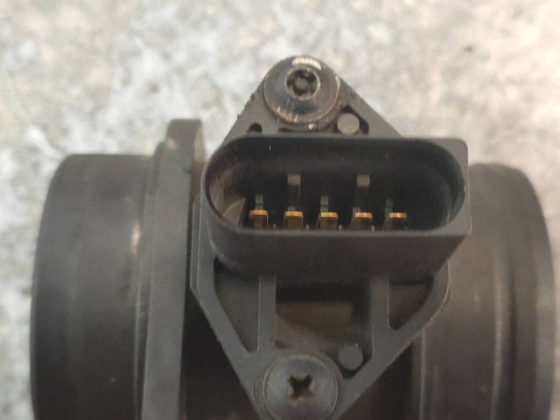 Recambio de caudalimetro para volkswagen golf iv variant (1j5) spirit referencia OEM IAM   