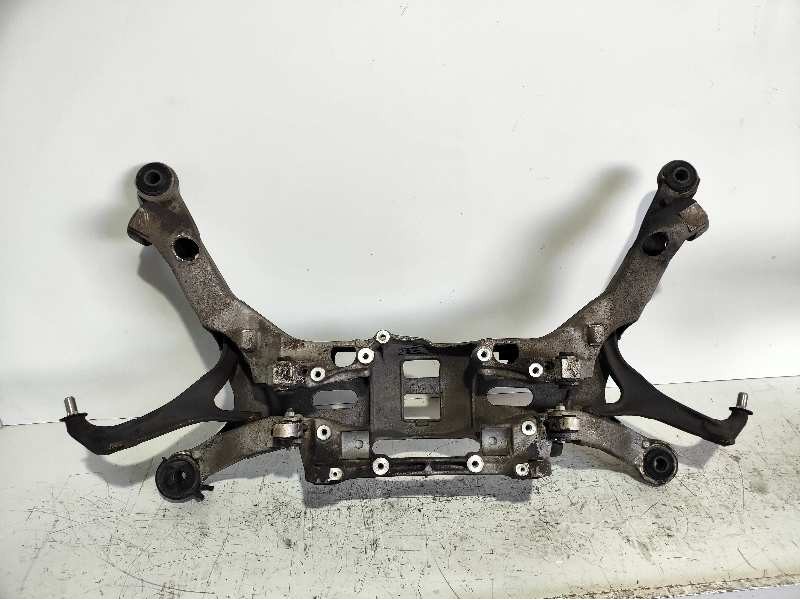 Recambio de puente trasero para volvo xc70 d5 tracción total referencia OEM IAM   