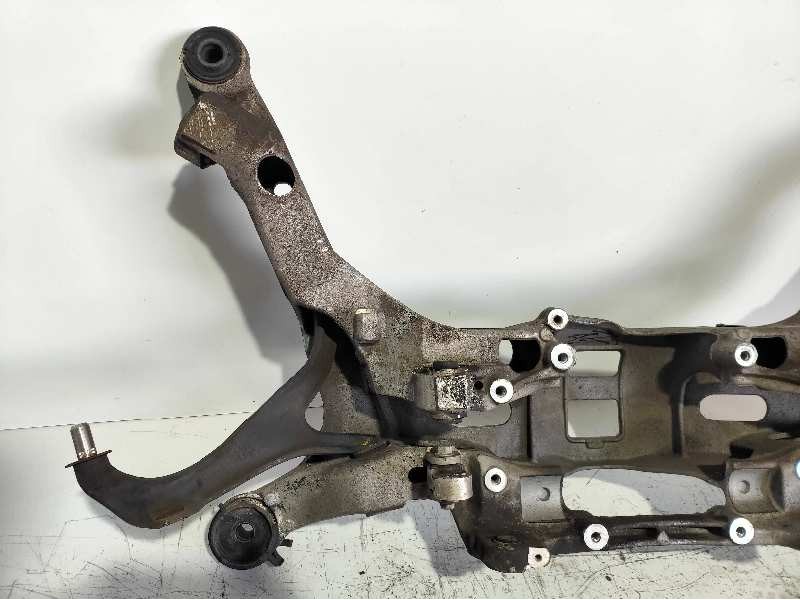 Recambio de puente trasero para volvo xc70 d5 tracción total referencia OEM IAM   