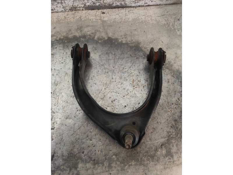 Recambio de brazo suspension superior trasero derecho para lexus is200 (ds2/is2) 220d referencia OEM IAM   