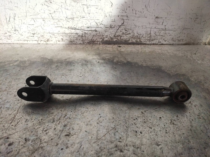 Recambio de brazo suspension superior trasero derecho para lexus is200 (ds2/is2) 220d referencia OEM IAM   
