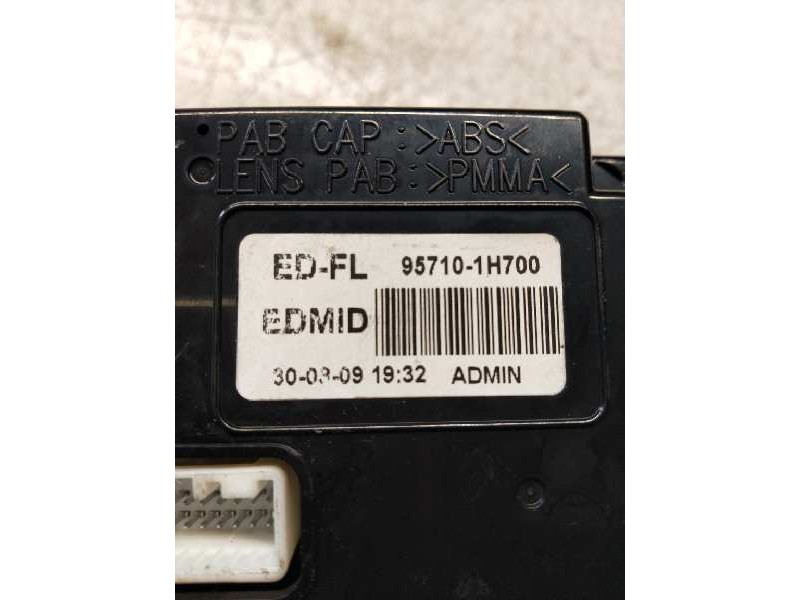 Recambio de pantalla multifuncion para kia cee´d 1.4 cat referencia OEM IAM 957101H700  