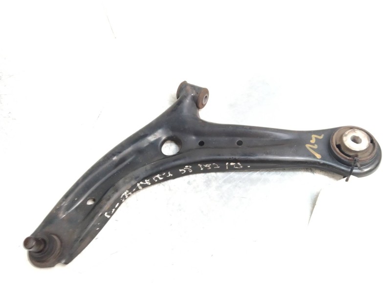 Recambio de brazo suspension inferior delantero izquierdo para ford fiesta (cb1) titanium referencia OEM IAM   